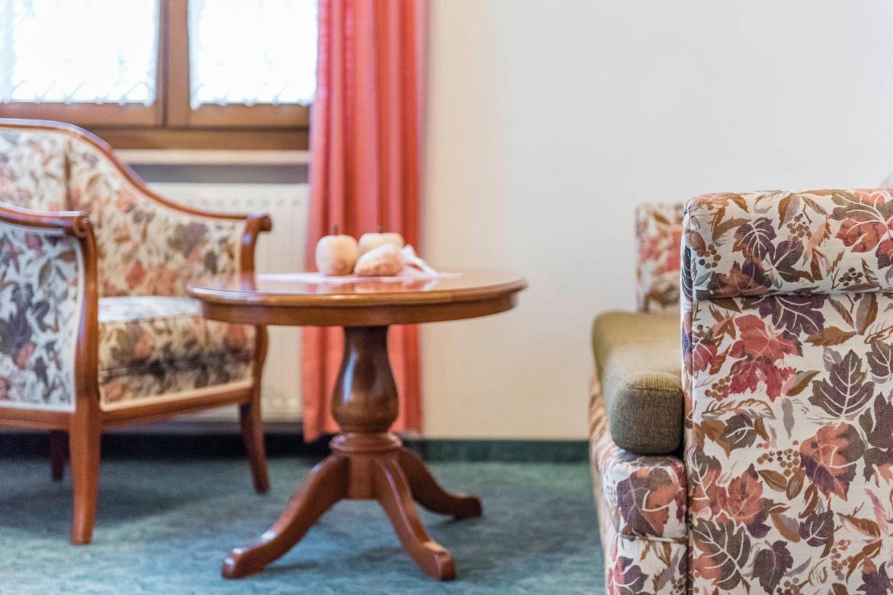 Hotel Peter Petersberg Oda fotoğraf