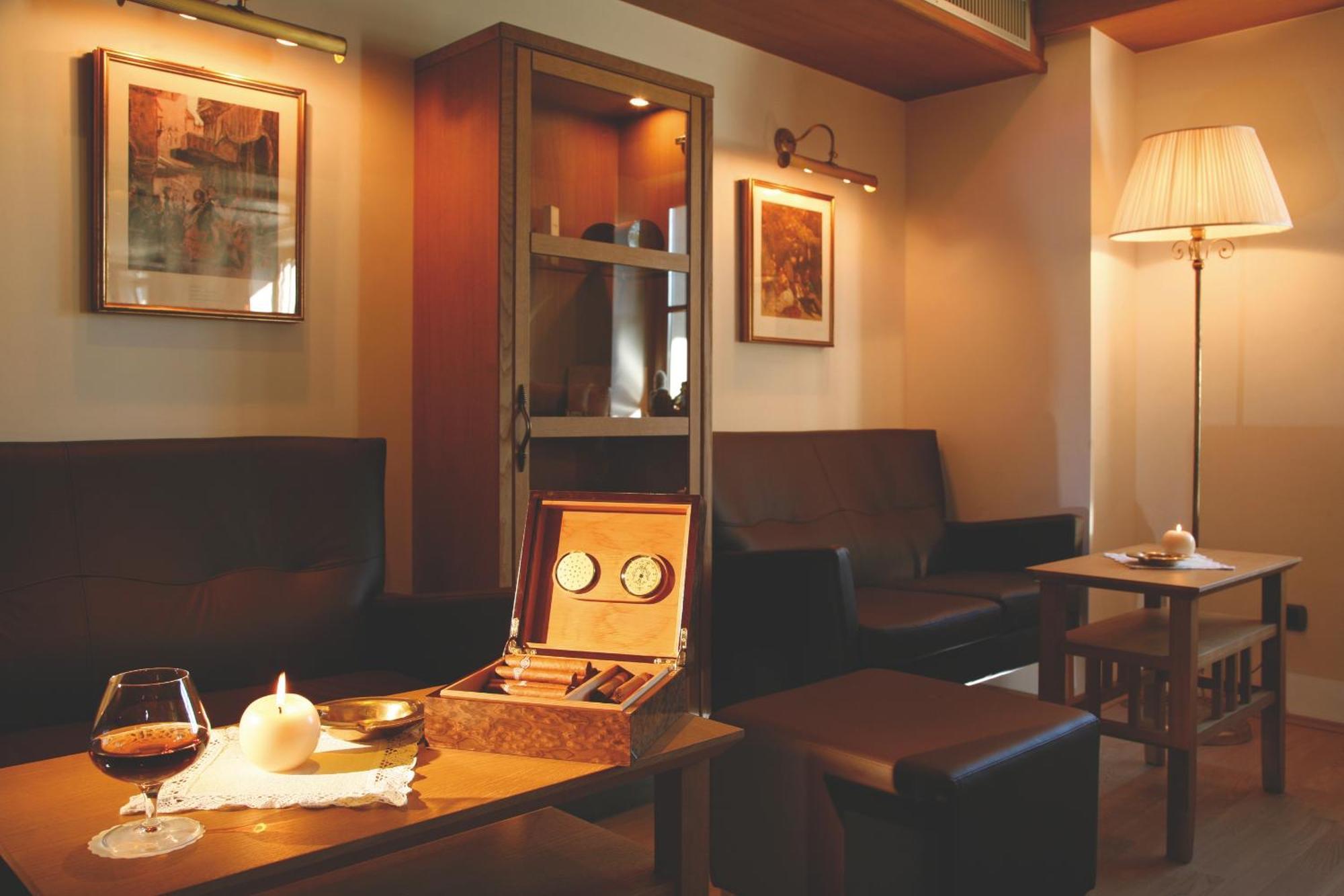 Hotel Peter Petersberg Dış mekan fotoğraf