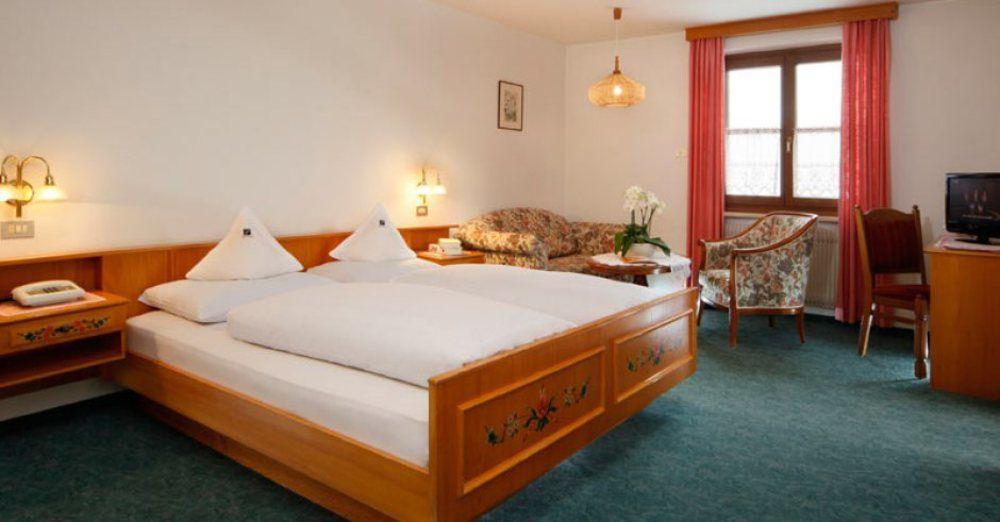 Hotel Peter Petersberg Dış mekan fotoğraf