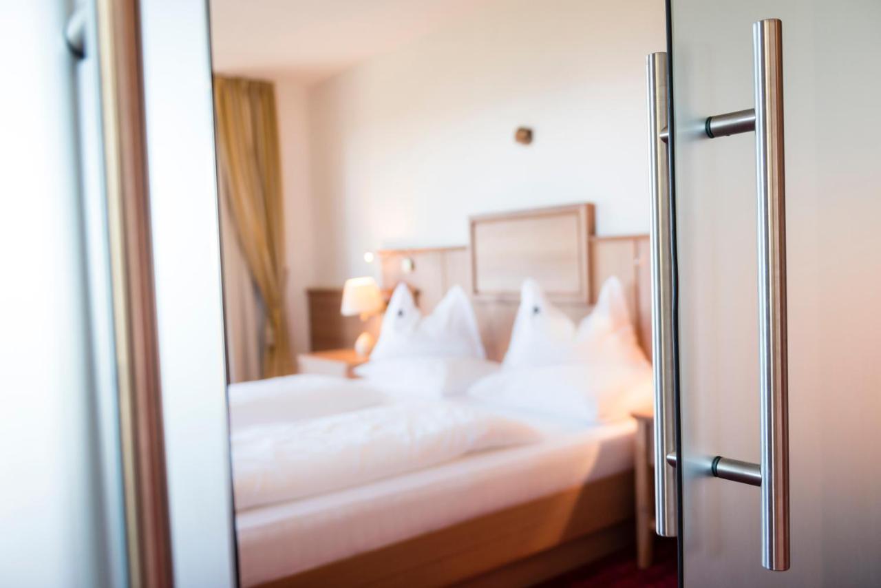 Hotel Peter Petersberg Dış mekan fotoğraf